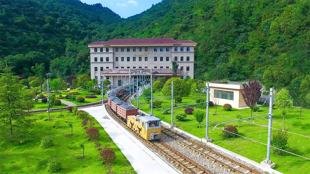 202306031685756037322327.jpg 8礦工服務(wù)樓 (2).jpg